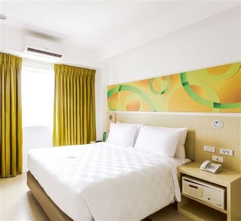 cheap hotel near manila airport philippines|Manila Airport Hotels: Cheap Hotels near Ninoy Aquino Intl..